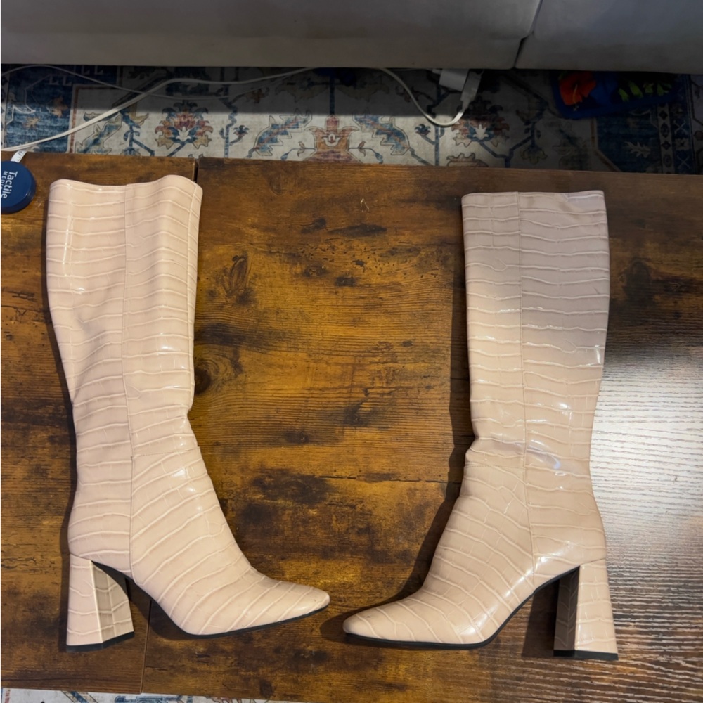 Jeffrey Campbell size 5 boots #jeffreycampbell #boots #fall